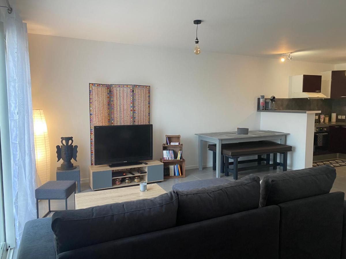 Apartament Tres Beau T3 Au Calme Lahourcade Zewnętrze zdjęcie